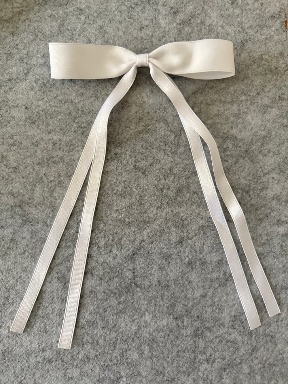 SHASHI REVOLVE NWOT The Girlie Bow Satin White Preppy Cottagecore Fairycore